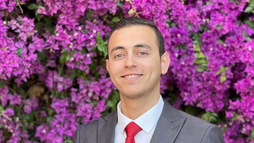 الطبيب شامخ كمال أبو الرب