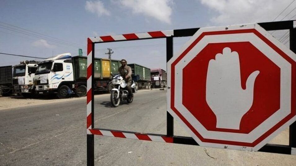 الاحتلال يعيق دخول المواد الخام لطوباس ويكبد قطاع الزراعة خسائر كبيرة