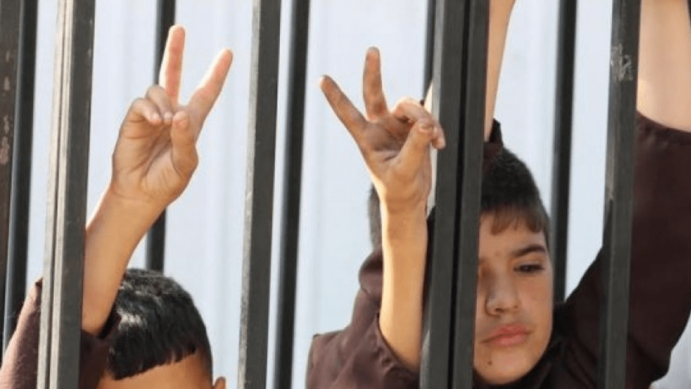 "الأسرى": المعتقل الطفل أيهم عناية يعاني اهمالا طبيا متعمدا