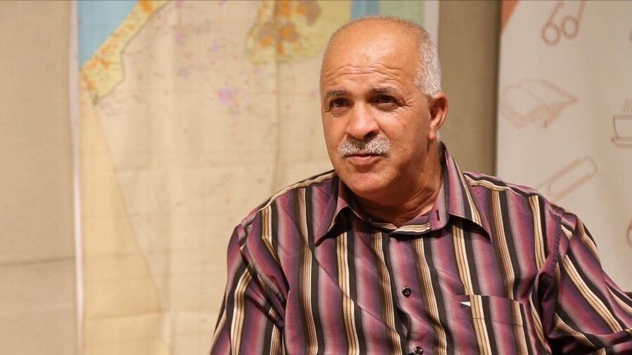 الاحتلال يعتقل الكاتب الصحفي راسم عبيدات من القدس