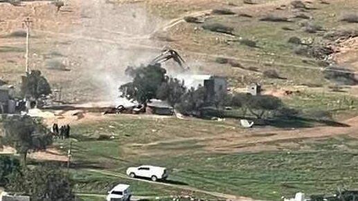 الاحتلال يشرع بهدم منازل في فروش بيت دجن شرق نابلس