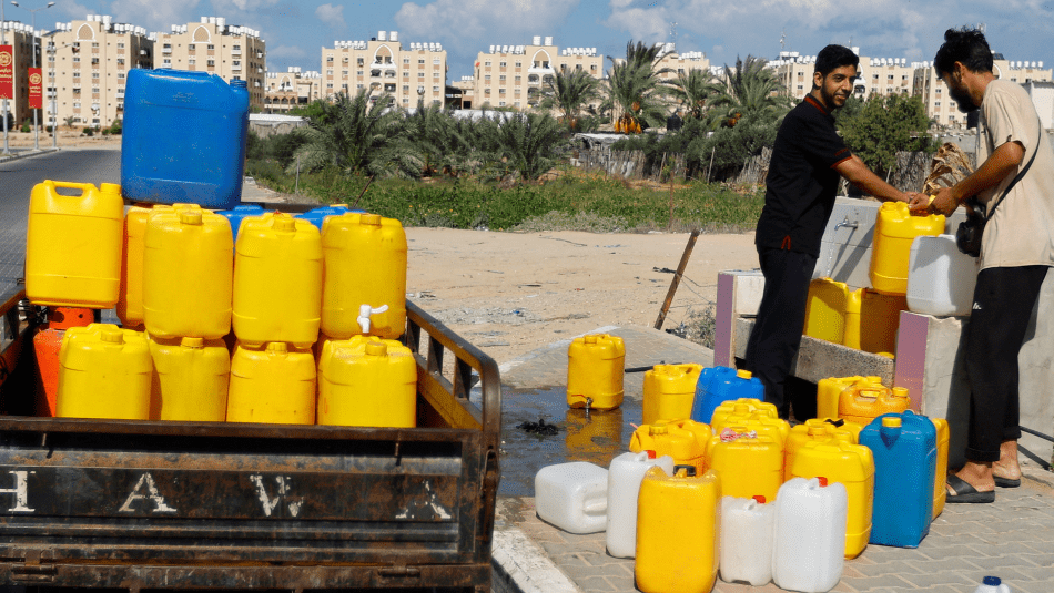 طواقم سلطة المياه تمكنت من إعادة تشغيل وصلة بني سعيد في المحافظة الوسطى