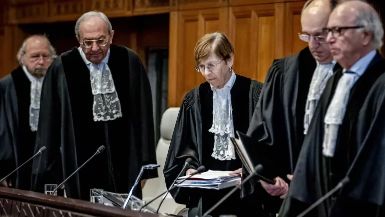 دعوى جنوب أفريقيا أمام محكمة العدل الدولية: مساراتها القانونية ومآلاتها المحتملة