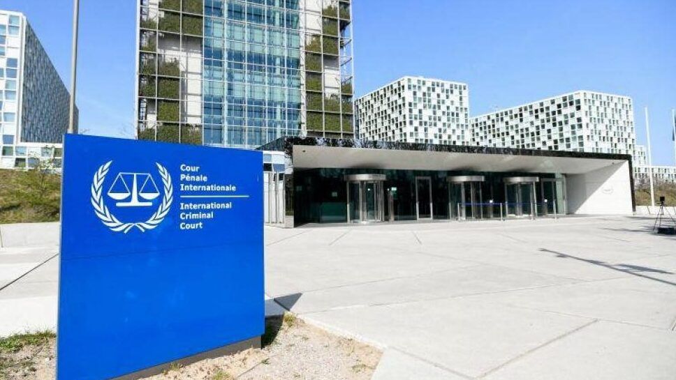 50 محامياً من جنوب أفريقيا يقاضون واشنطن ولندن