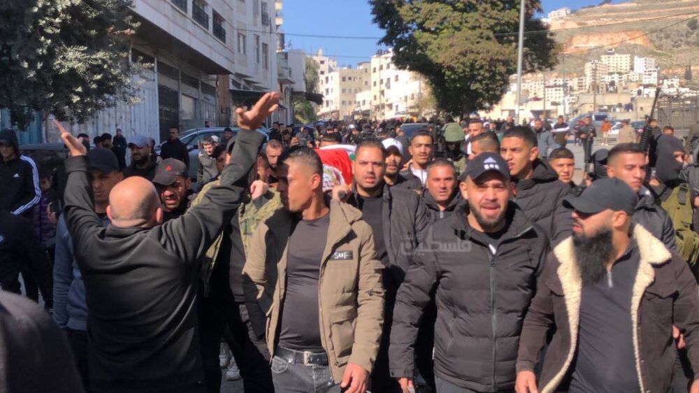 تشييع جثمان الشهيد يزن النجمي من نابلس إلى مثواه الأخير