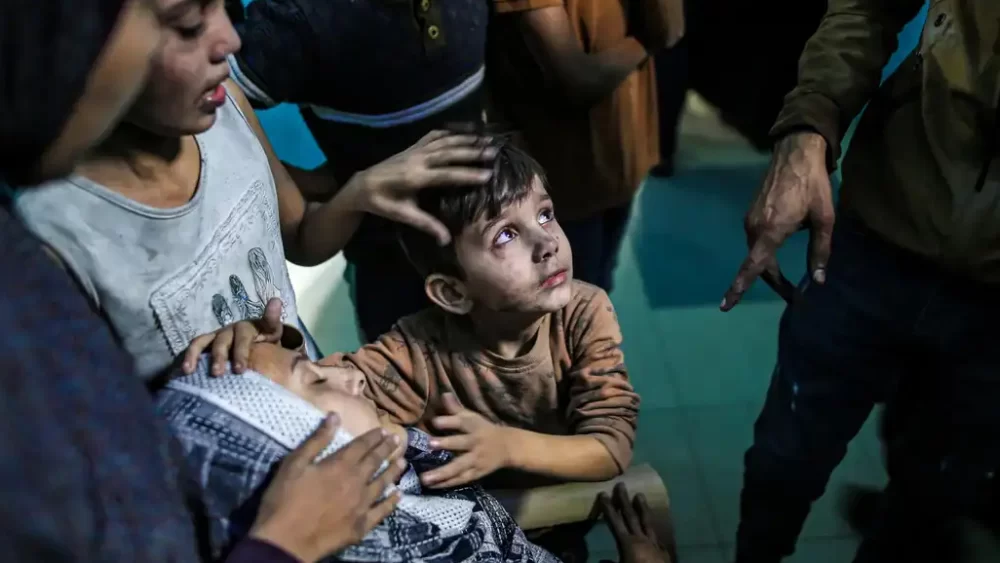 الإعلام الحكومي بغزة: 40 شهيداً بقصف الاحتلال الاسرائيلي لوسط قطاع غزة