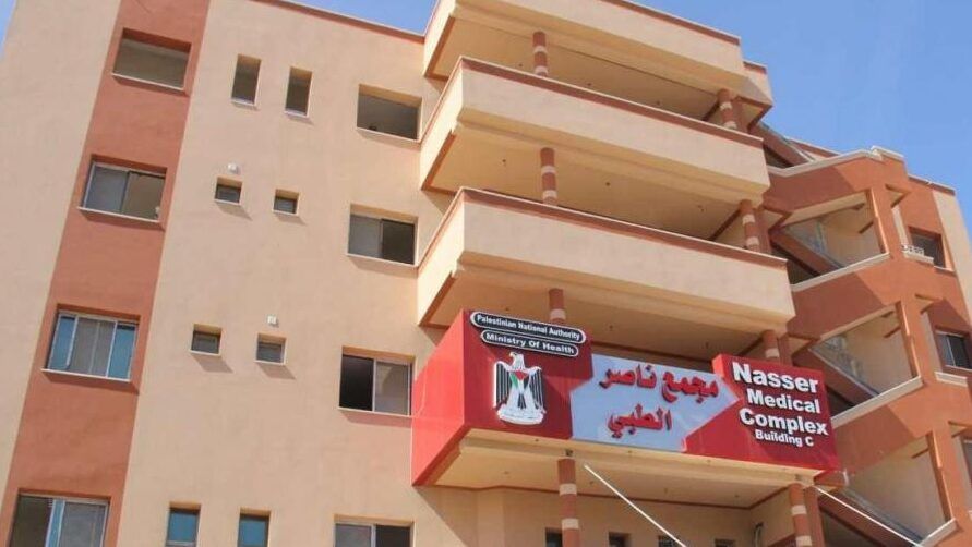 الاحتلال يحول مجمع ناصر الطبي في خان يونس إلى ثكنة عسكرية