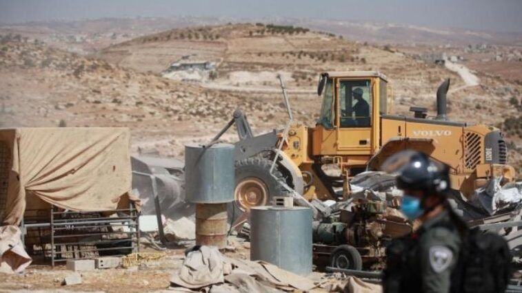 الاحتلال يهدم "بركساً" في جلبون شمال شرق جنين