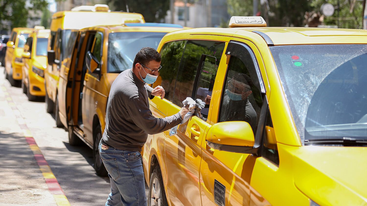 ماذا تقول وزارة النقل عن ارتفاع أجرة المواصلات العامة؟