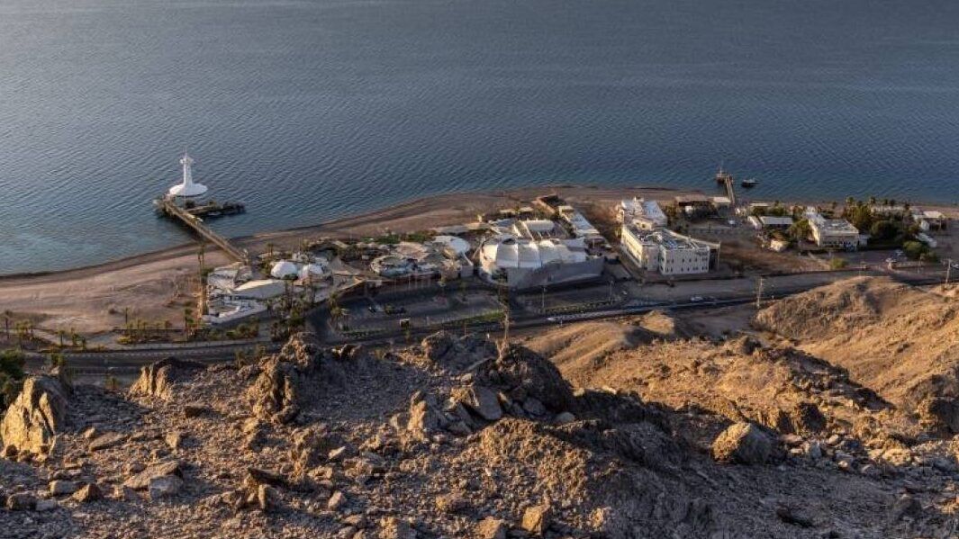 صاروخ باليستي صوب إيلات المحتلة وعدوانٌ على اليمن