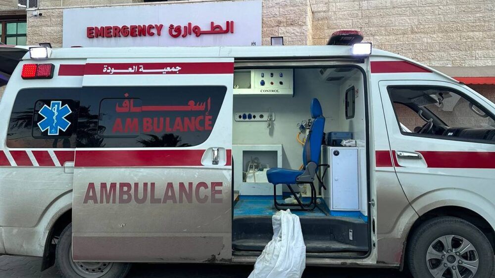الهلال الأحمر الفلسطيني: الاحتلال يواصل حصار مستشفى الأمل لليوم الـ26 ويمنع وصول الامدادات