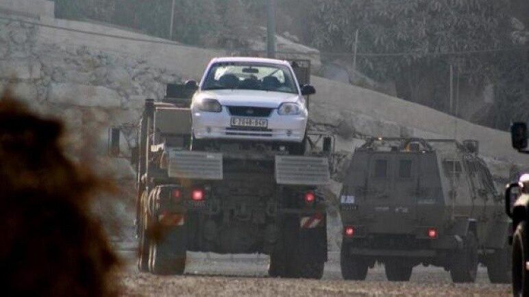 قوات الاحتلال تستولي على ثلاث مركبات من قرية الساوية جنوب نابلس