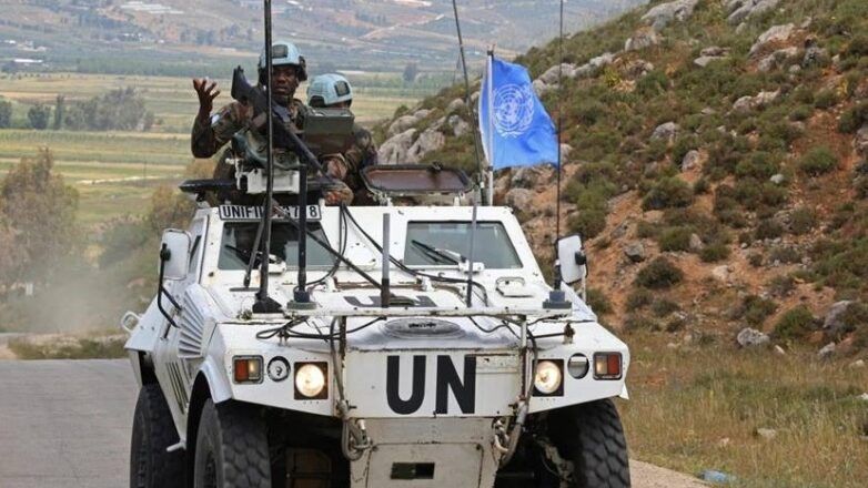 إصابة ضباط "يونيفيل" ولبناني بقصف إسرائيلي على جنوب لبنان
