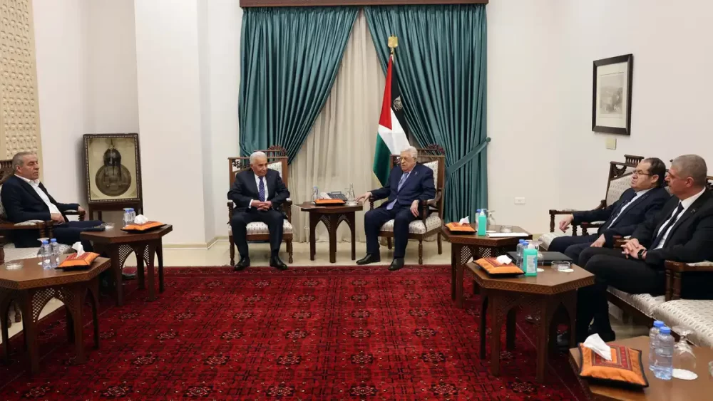 الرئيس يقبل استقالة رئيس مجلس القضاء الأعلى