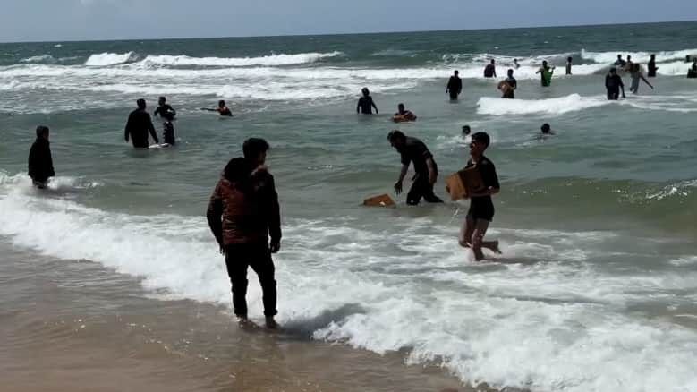 غرق مواطنين في غزة حاولوا الحصول على المساعدات