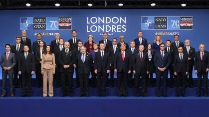 الناتو يتعهد بتعزيز قوته وروسيا تؤكد تدهور العلاقات معه