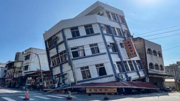 زلزال قوته 7.7 درجة يضرب تايوان هو الأقوى منذ 25 عاما