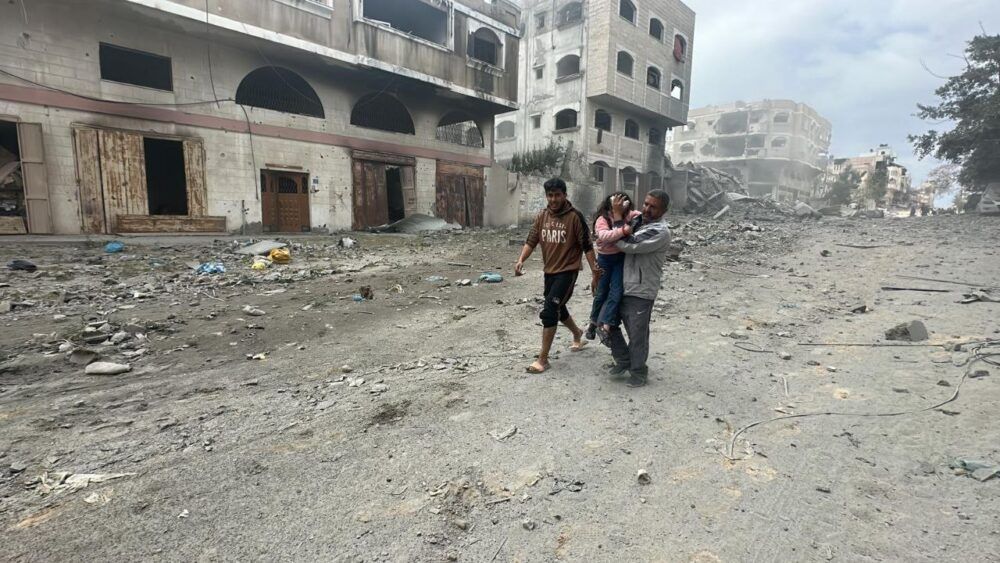 شهداء ومصابون بالنصيرات والجيش الإسرائيلي يقرر استدعاء لواءين من قوات الاحتياط