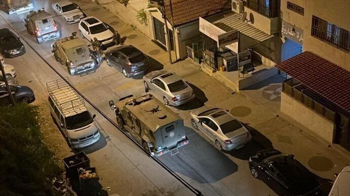 الاحتلال يعتقل شابيْن من نابلس