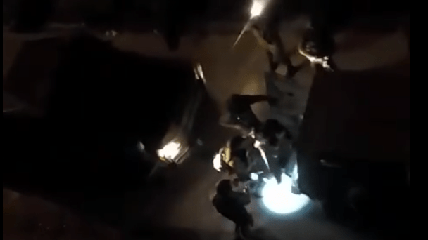 الاحتلال يعتقل أب ونجله ومواطن جريح ويحطم مركبات في بيت لحم