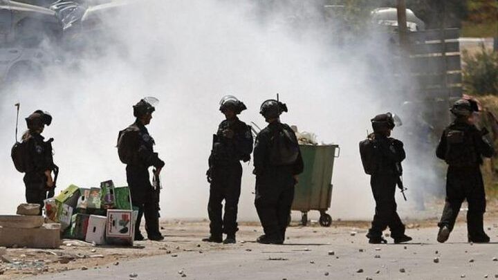 مواجهات مع قوات الاحتلال في مخيم شعفاط بالقدس