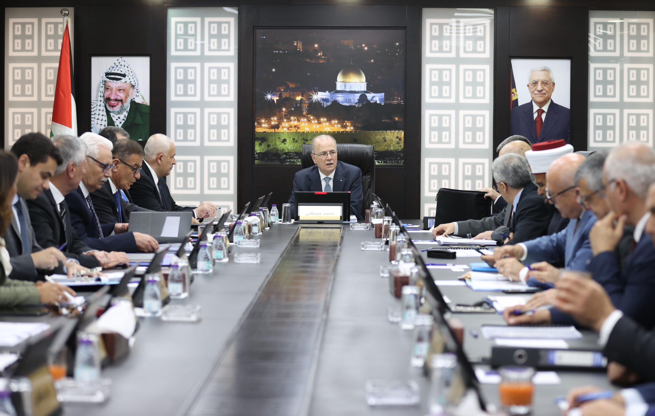 مجلس الوزراء يناقش الأزمة المالية وصرف الرواتب فور تحويل المقاصة