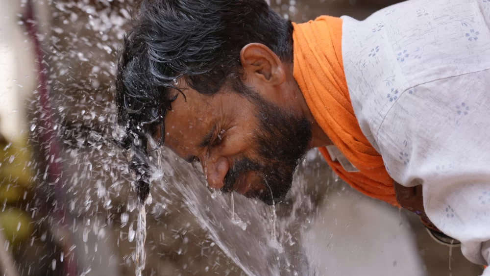 ارتفاع حرارة الجو في الهند يقتل ما لا يقل عن 85 شخصا في يوم واحد