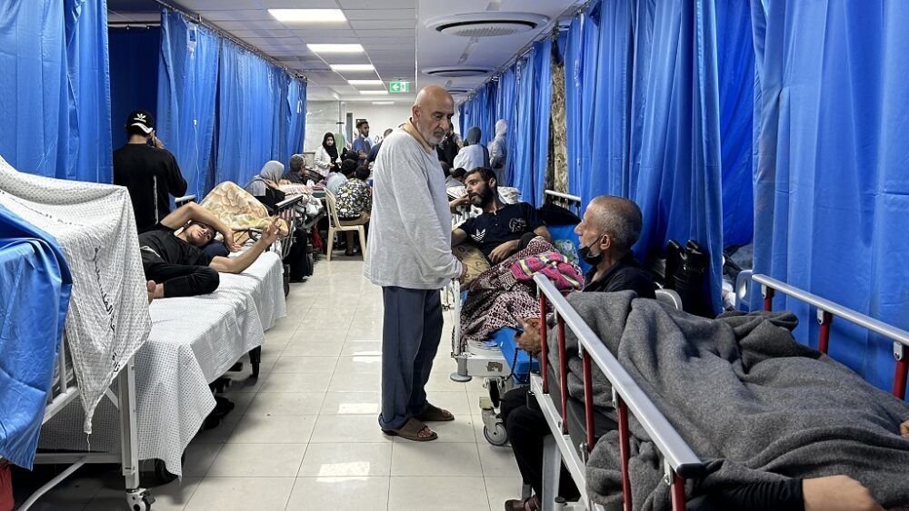 مصادر طبية: نقص الأدوية الحاد يهدد حياة ألف مريض غسيل كلى في قطاع غزة