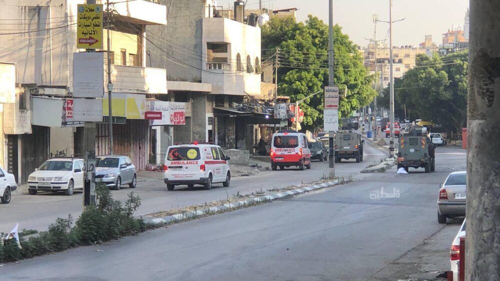 إصابة شاب برصاص الاحتلال خلال مواجهات في مخيم بلاطة