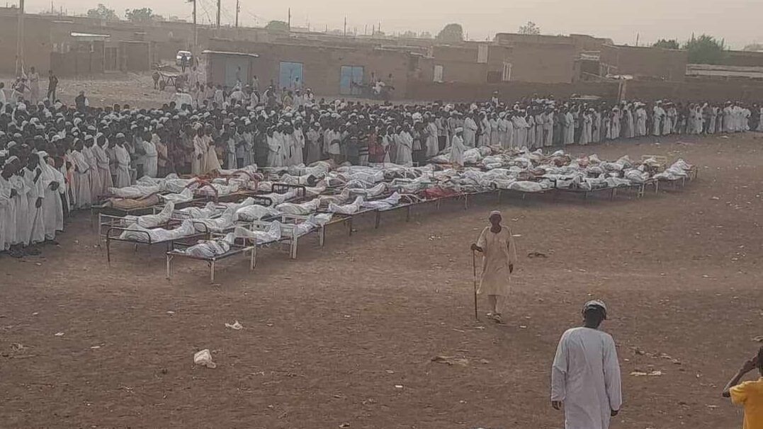 "تغيير موازين الحرب".. ما الذي تشير إليه مجزرة ود النورة في السودان؟