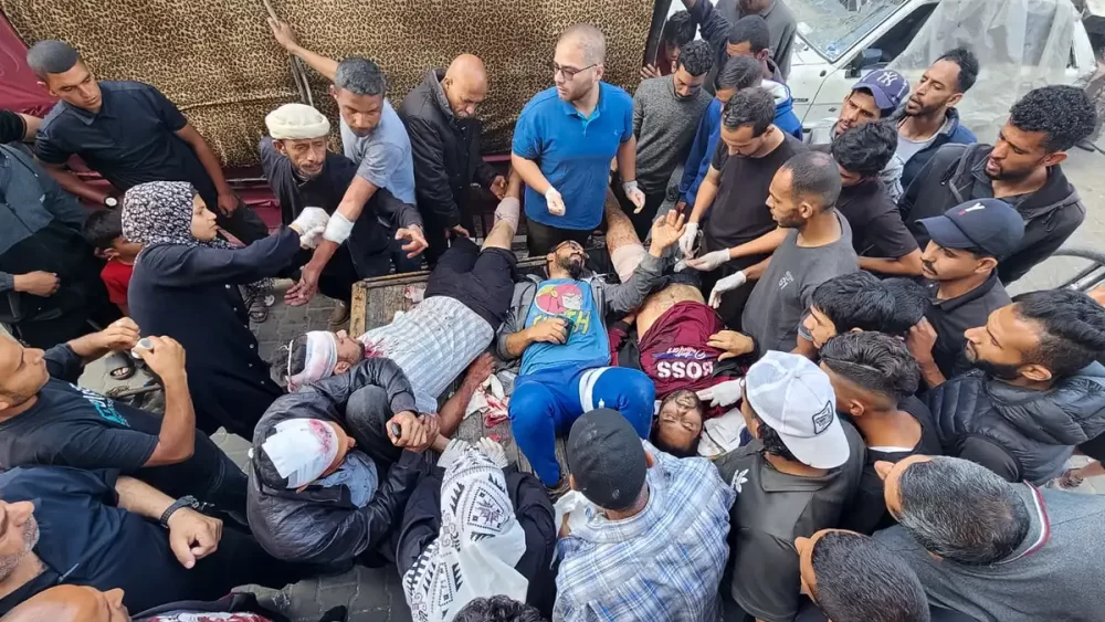 30 شهيداً وصلوا للمستشفيات في 24 ساعة وارتفاع الحصيلة إلى 37232