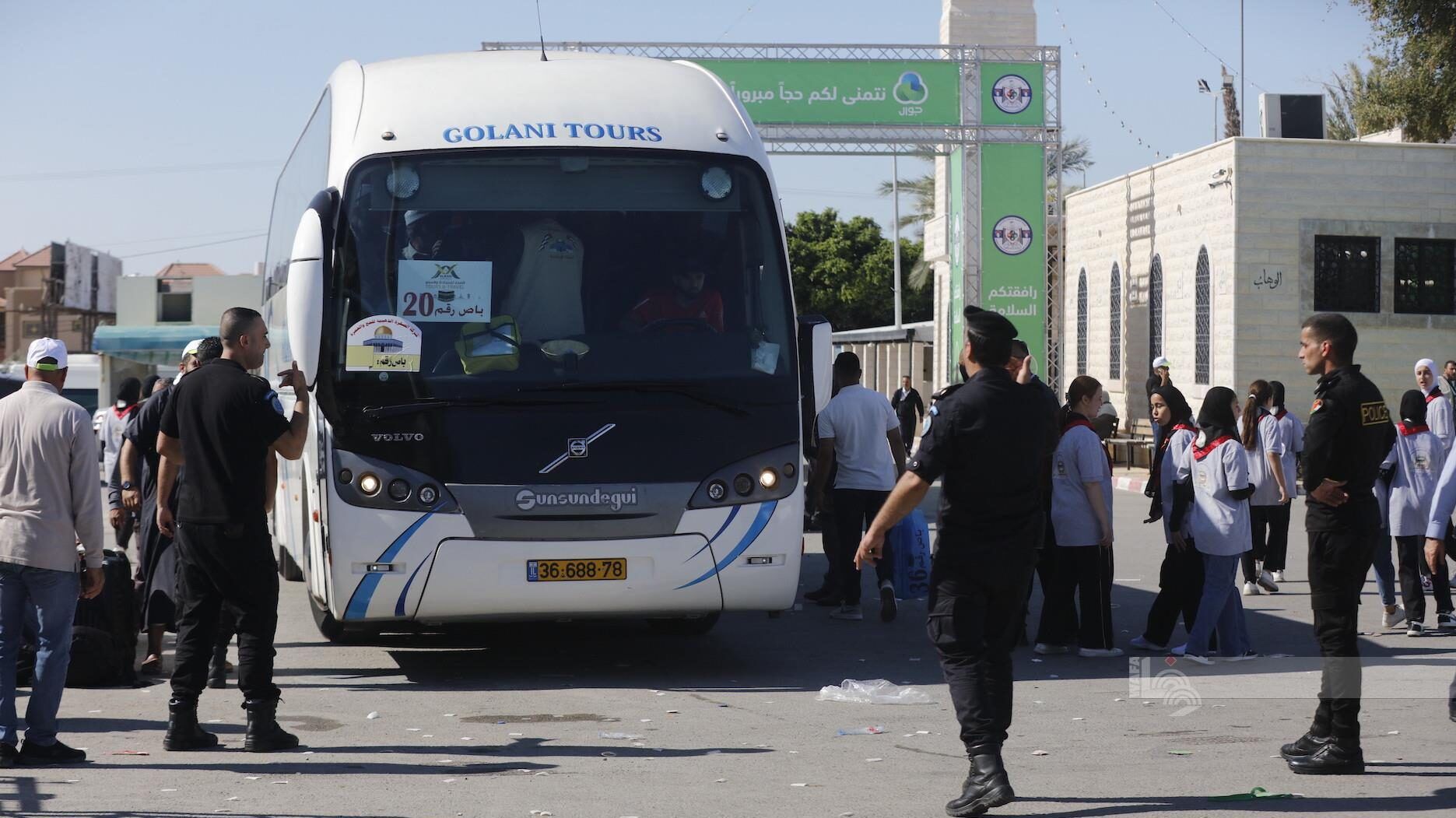 انطلاق القافلة الأولى من حجاج بيت الله الحرام إلى السعودية