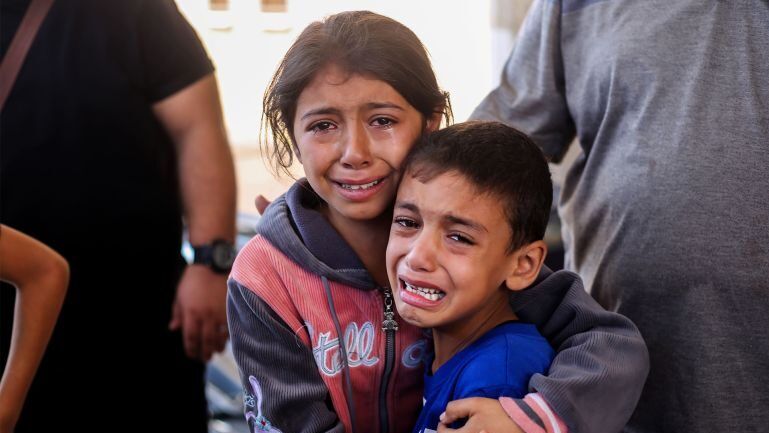 الأونروا: 10 أطفال يفقدون ساقاً أو ساقين في غزة يومياً