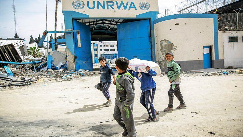 "الأونروا": 300 ألف من طلابنا بغزة ظلوا خارج المدارس منذ 9 أشهر