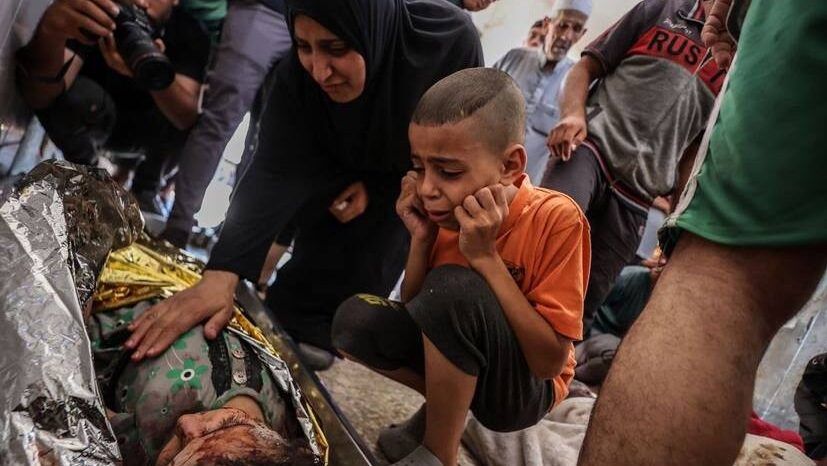 16 شهيداً وإصابة العشرات بجروح جراء قصف الاحتلال لعدة مناطق في قطاع غزة