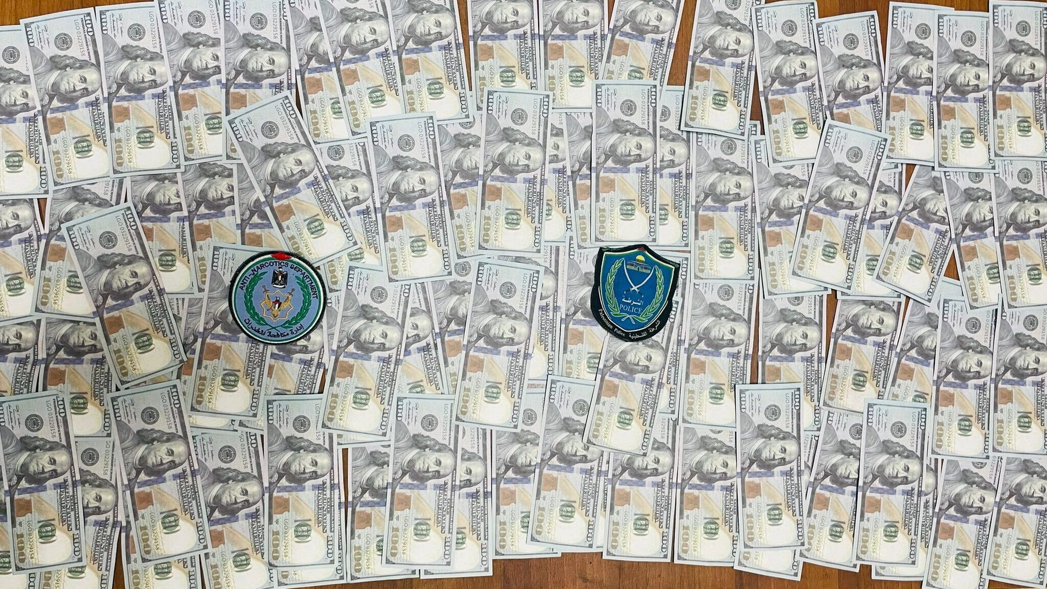 الشرطة: ضبط 87 عملة ورقية مزيفة من فئة 100 دولار في جنين