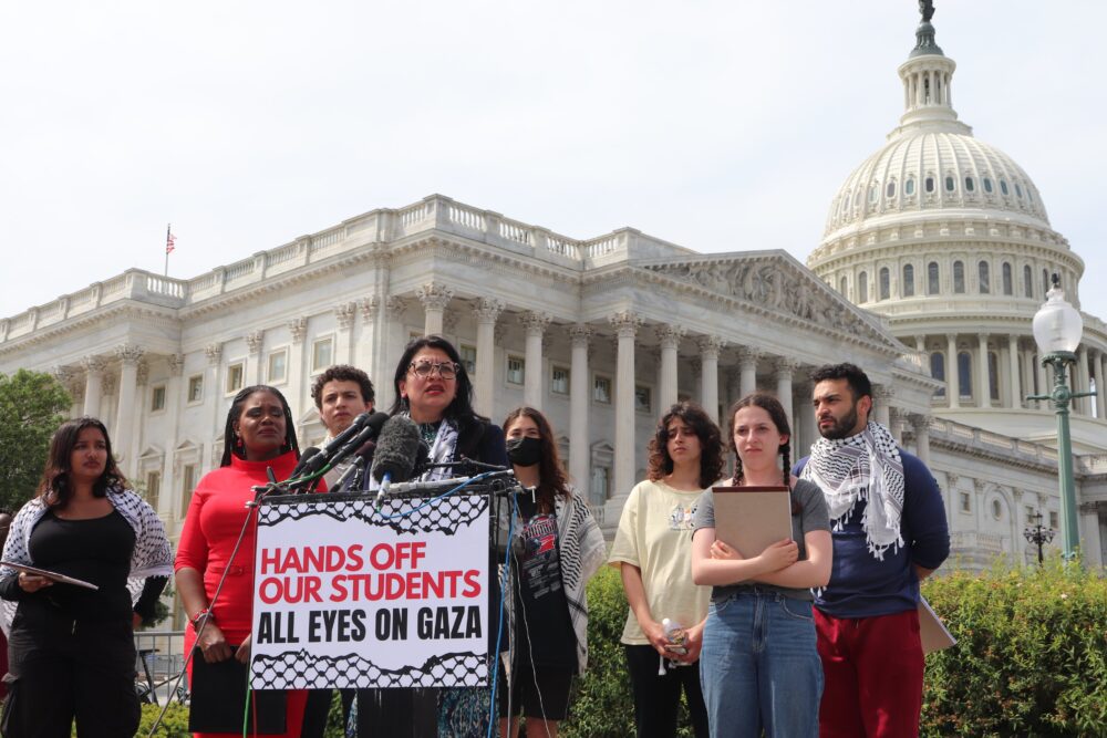 رشيدة طليب تفوز بالانتخابات التمهيدية لمرشحي الحزب الديمقراطي لعضوية الكونغرس