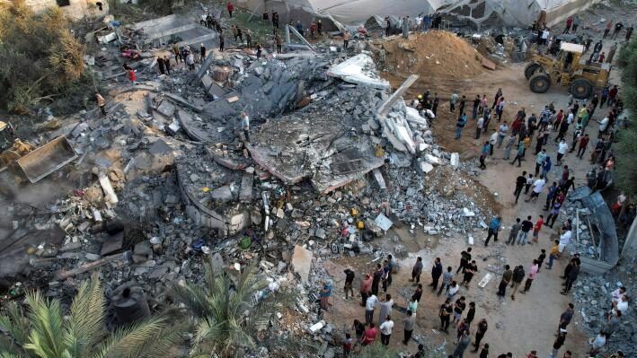 "أوتشا":القصف يقتل الفلسطينين ويشردهم من بيوتهم ويدمر البنية التحتية