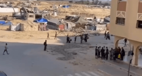 الاحتلال يوسع أوامر الإخلاء في خان يونس وينسف مبان سكنية برفح