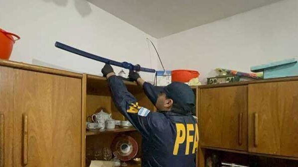 الأرجنتين تعلن اعتقال خلية خططت لهجمات ضد يهود في البلاد