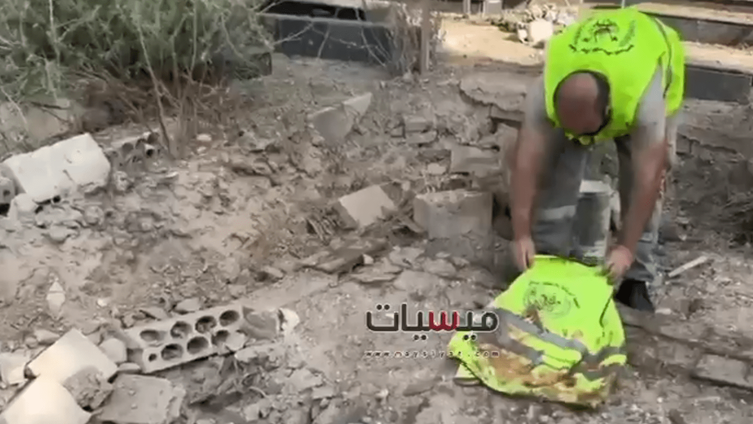 شهيدان إحداهما مسعف جراء غارة للاحتلال على بلدة ميس الجبل جنوب لبنان