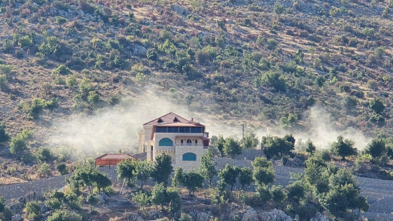 الاحتلال يجدد قصف عدة بلدات جنوب لبنان