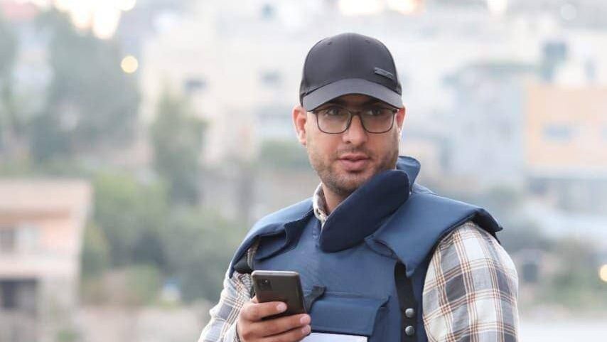مؤسسات الأسرى: الاحتلال يعتقل 35 مواطناً من الضفة الغربية بينهم صحفي