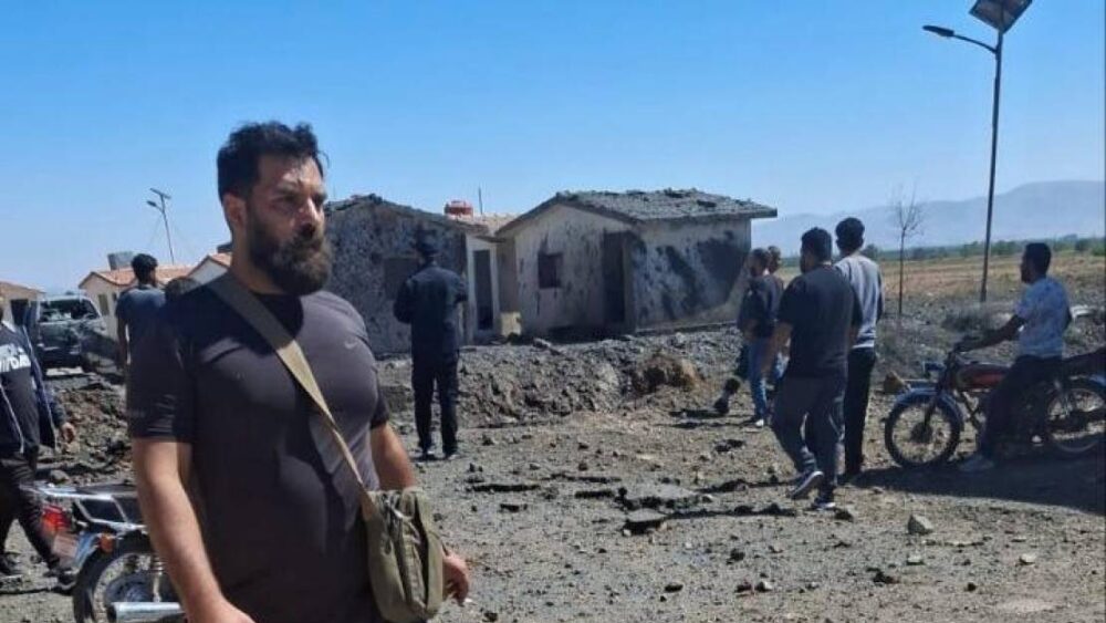 ضمن العدوان المستمر.. الاحتلال يقصف أحد المعابر بين سوريا ولبنان