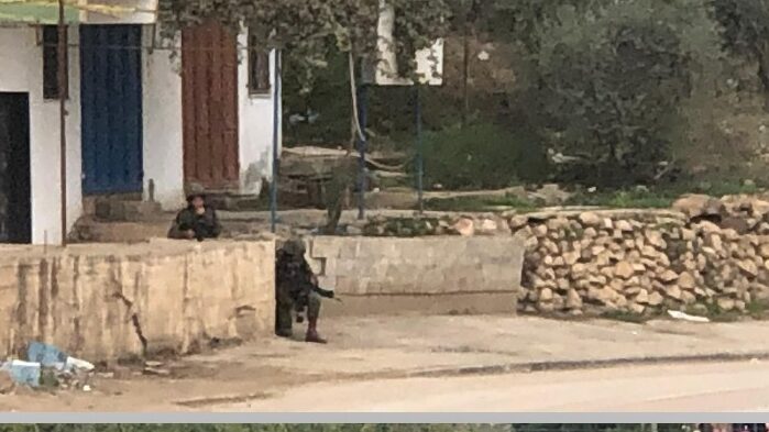 الاحتلال يواصل عدوانه على طوباس ومخيم الفارعة: إصابتان واعتقالات وتخريب واسع للبنى التحتية