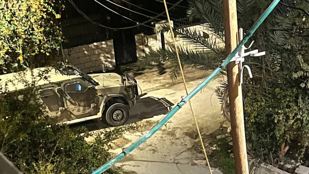 الاحتلال يعتقل مواطناً من مدينة طولكرم