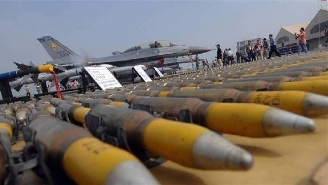 دولة بالشرق الأوسط تزوّد الاحتلال برًّا بالسلاح خلال الإبادة