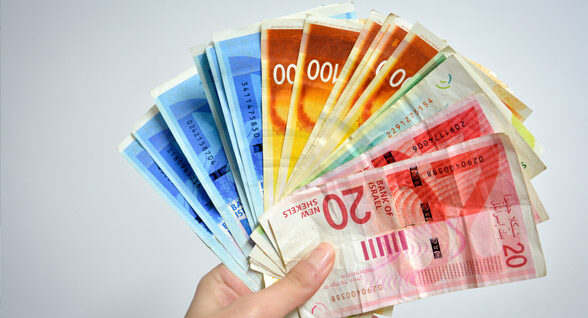 الرئيس يُصدر قرارا بقانون بشأن ضريبة القيمة المضافة