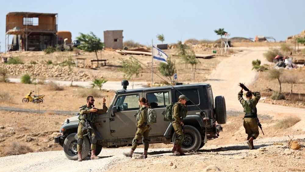 الاحتلال يشرع بمسح أراضٍ في جورة الشمعة جنوب بيت لحم