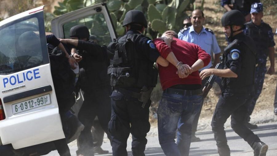 بعد تفعيل أوامر الحبس.. تقديرات أولية بإصدار 300 ألف طلب